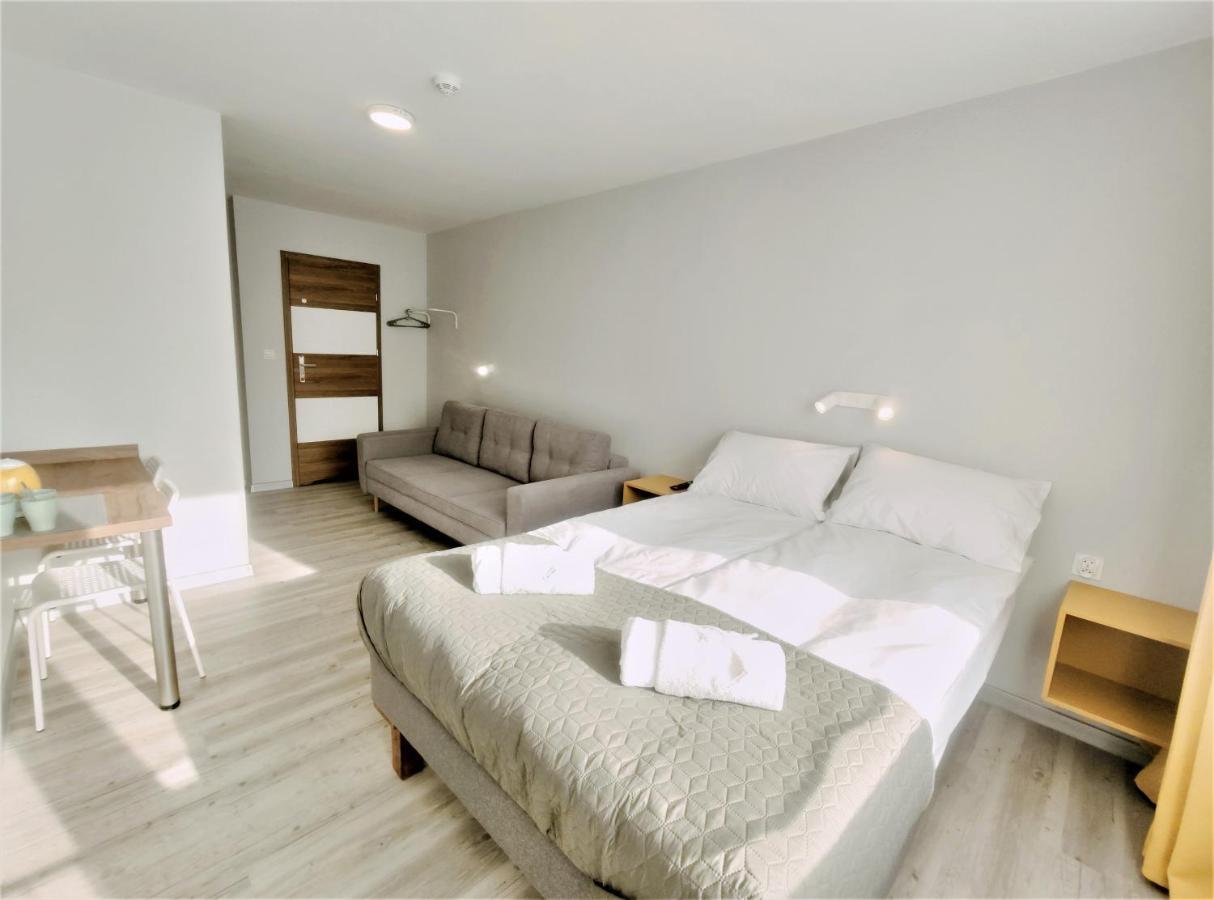 Zefiro Ogrody Aparthotel กดัญสก์ ภายนอก รูปภาพ
