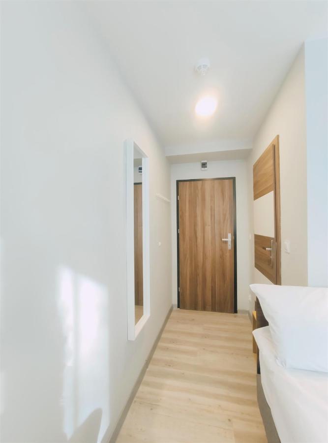 Zefiro Ogrody Aparthotel กดัญสก์ ภายนอก รูปภาพ