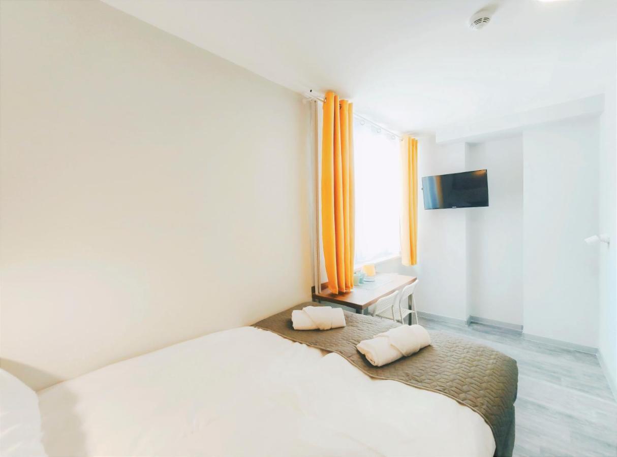 Zefiro Ogrody Aparthotel กดัญสก์ ภายนอก รูปภาพ